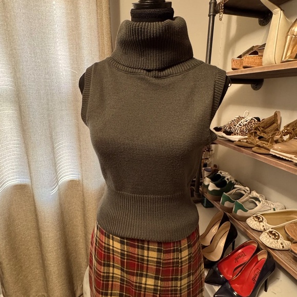 Plaid Women's Skirt - Picture 5 of 6